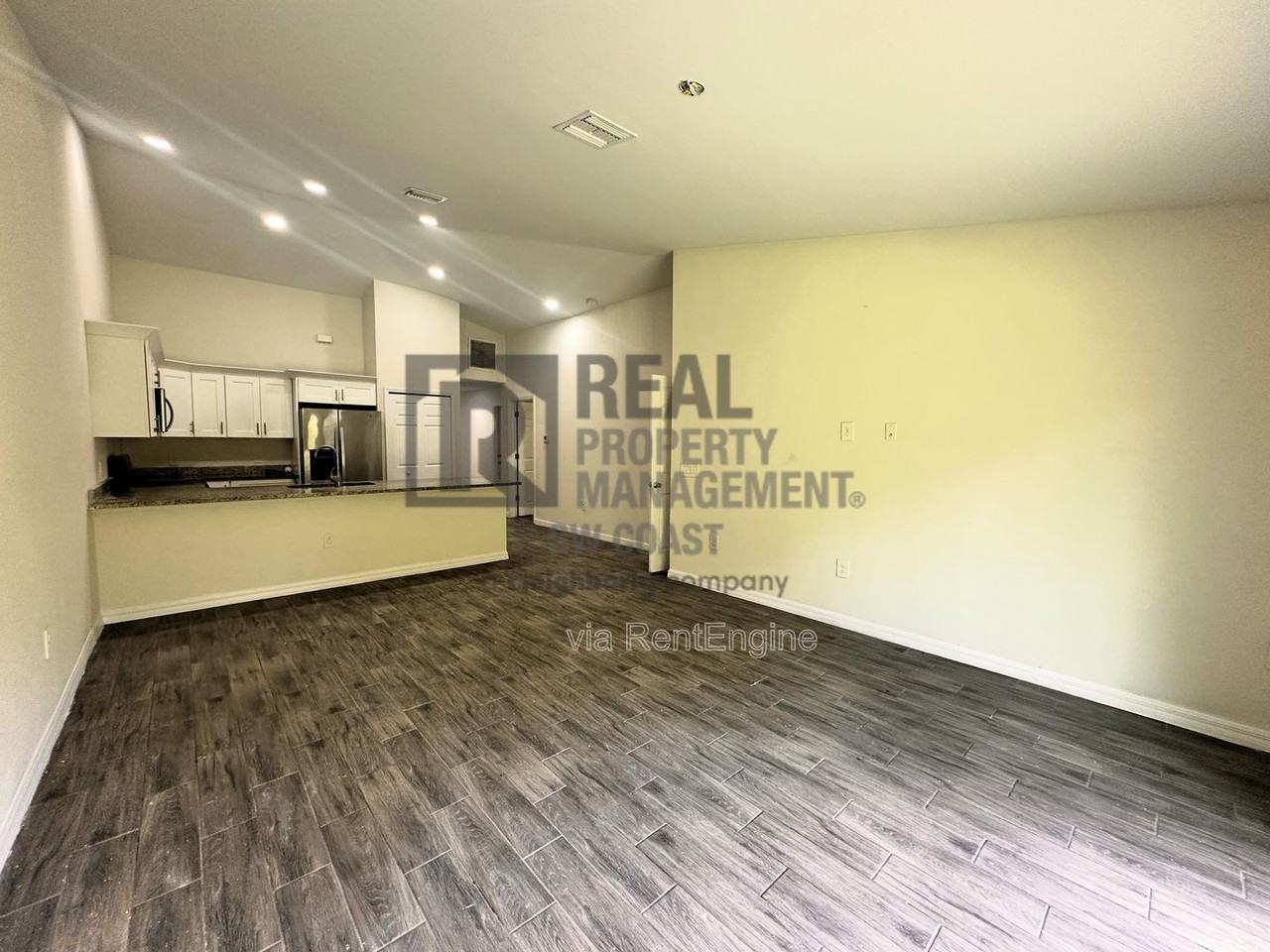 2426 Millie Ave S #2426 - Photo 4 of 13