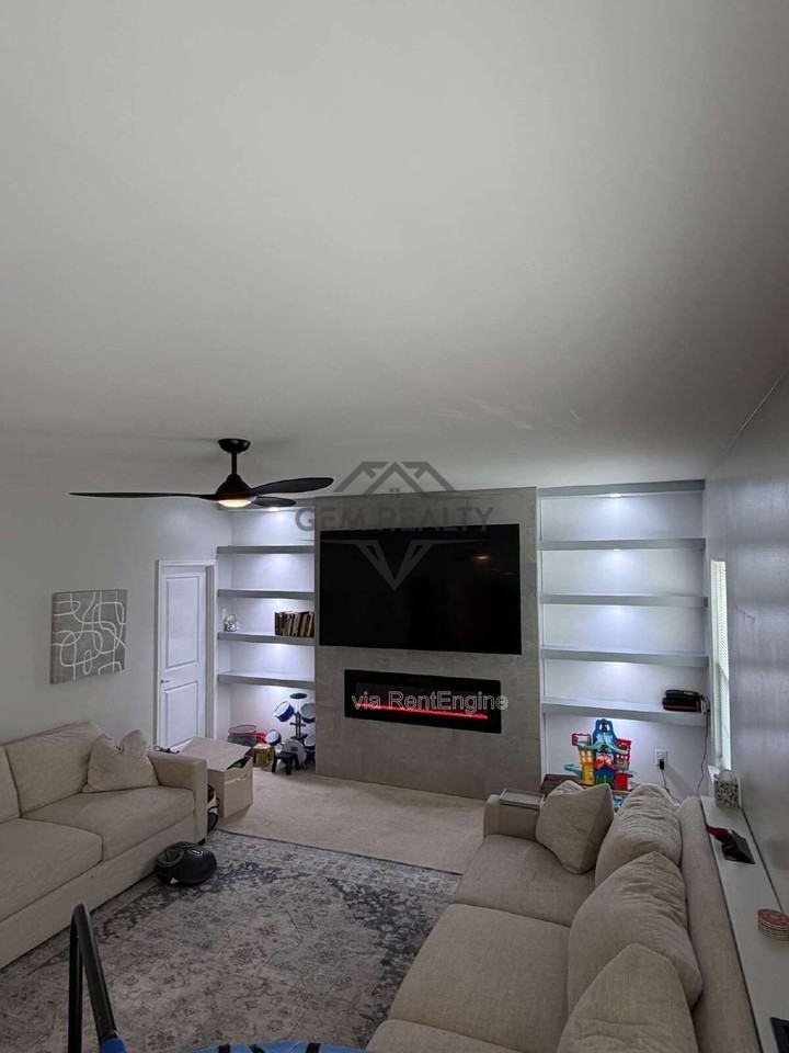 9321 Blue Pine Ln - Photo 6 of 9