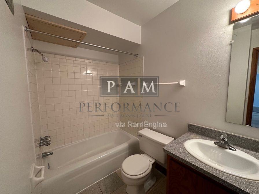 2869 S 6th St #4 - Photo 7 of 7