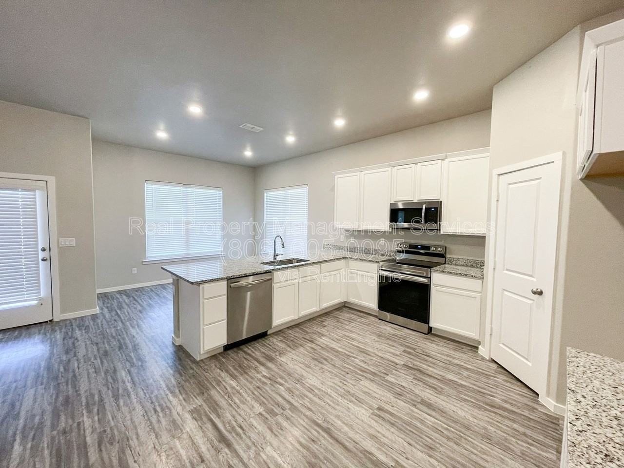 1904 Kirksey Ave - Photo 6 of 17