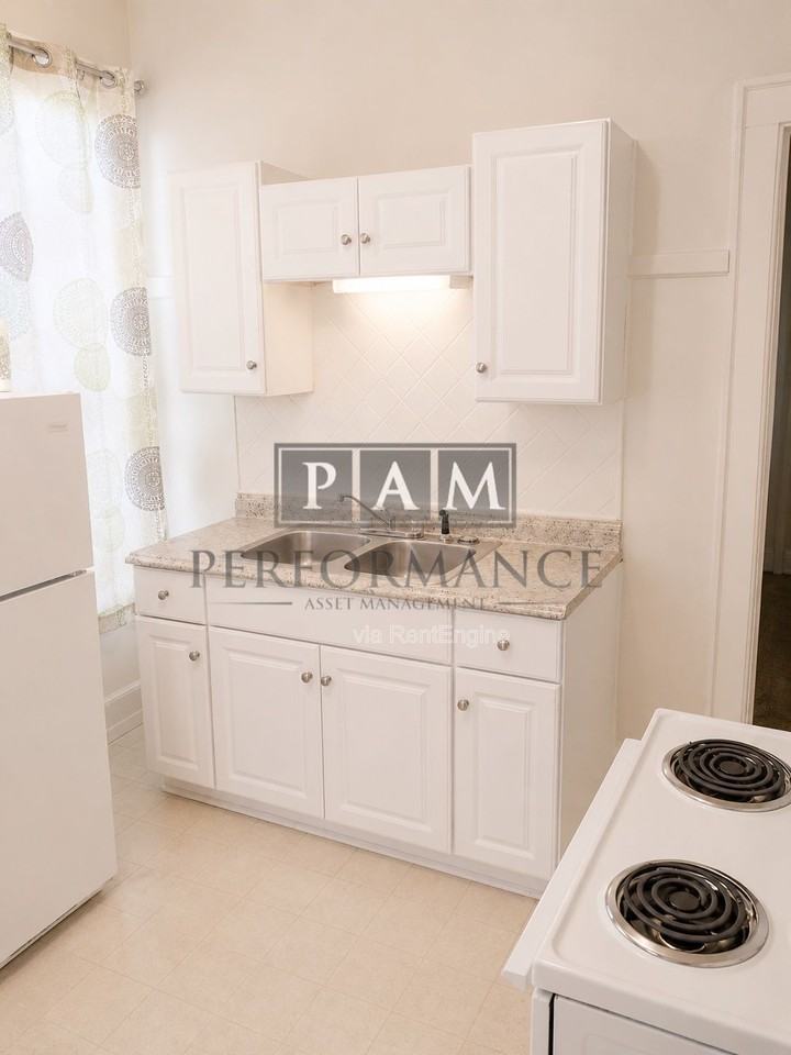 2555 N Humboldt Blvd #1 - Photo 5 of 12