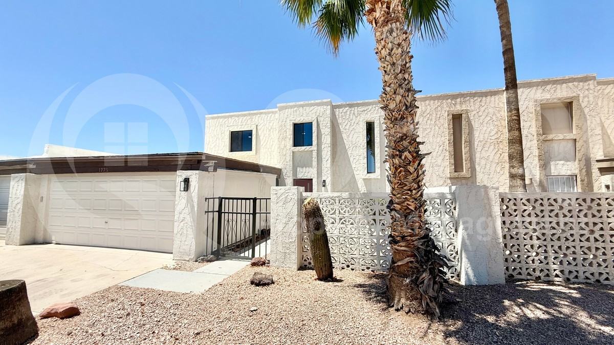 1775 N Terrace Cir - Photo 2 of 24