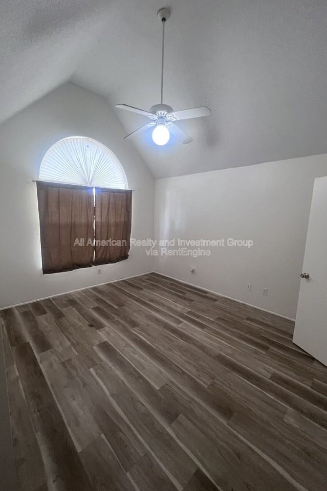 510 Woodland Park Cir - Photo 5 of 16
