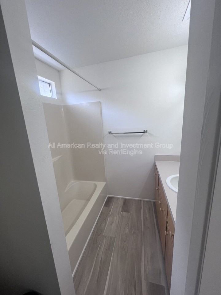 510 Woodland Park Cir - Photo 7 of 16
