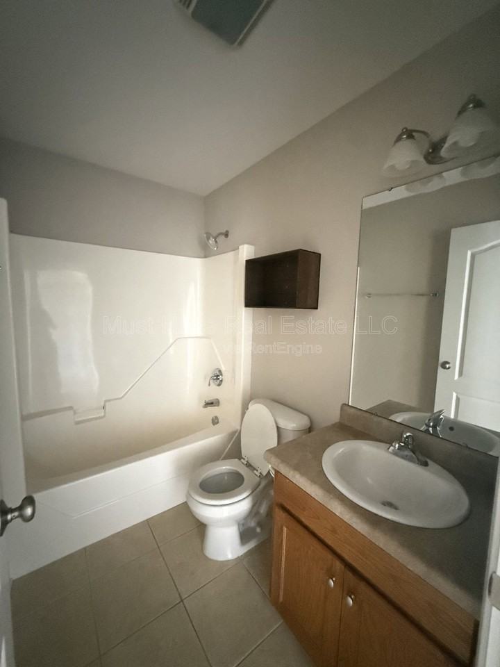 1798 Thomasville Rd - Photo 7 of 10
