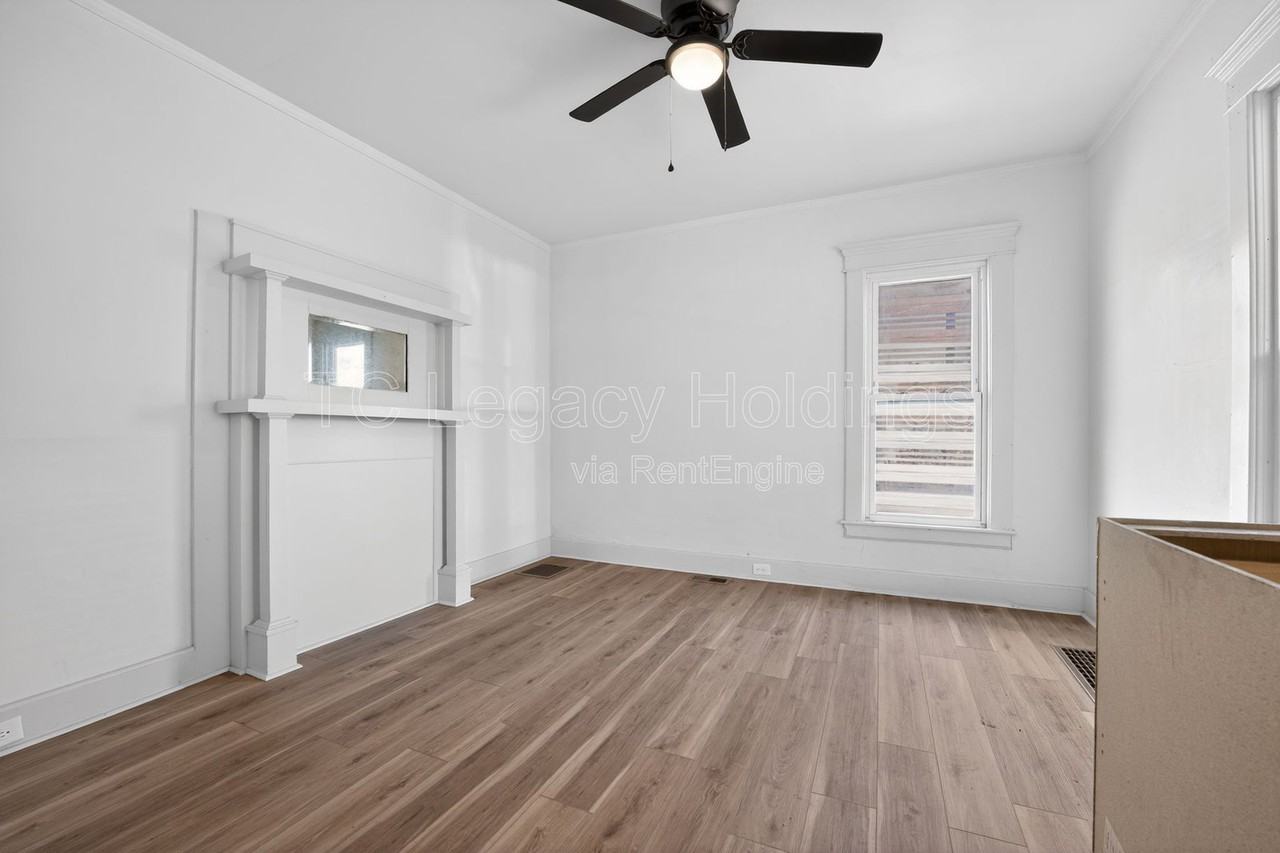 2113 Goff Ave - Photo 6 of 30