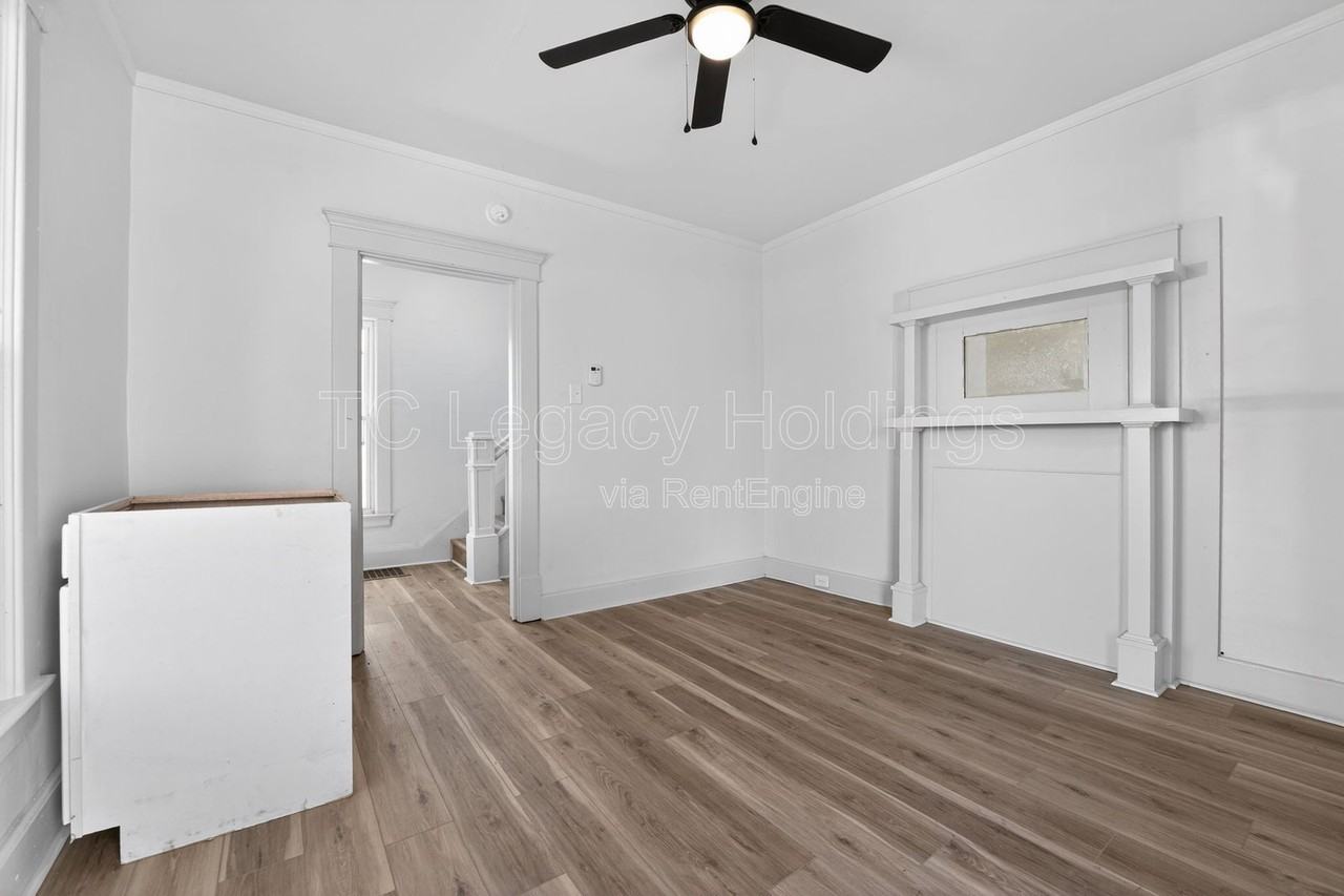2113 Goff Ave - Photo 7 of 30