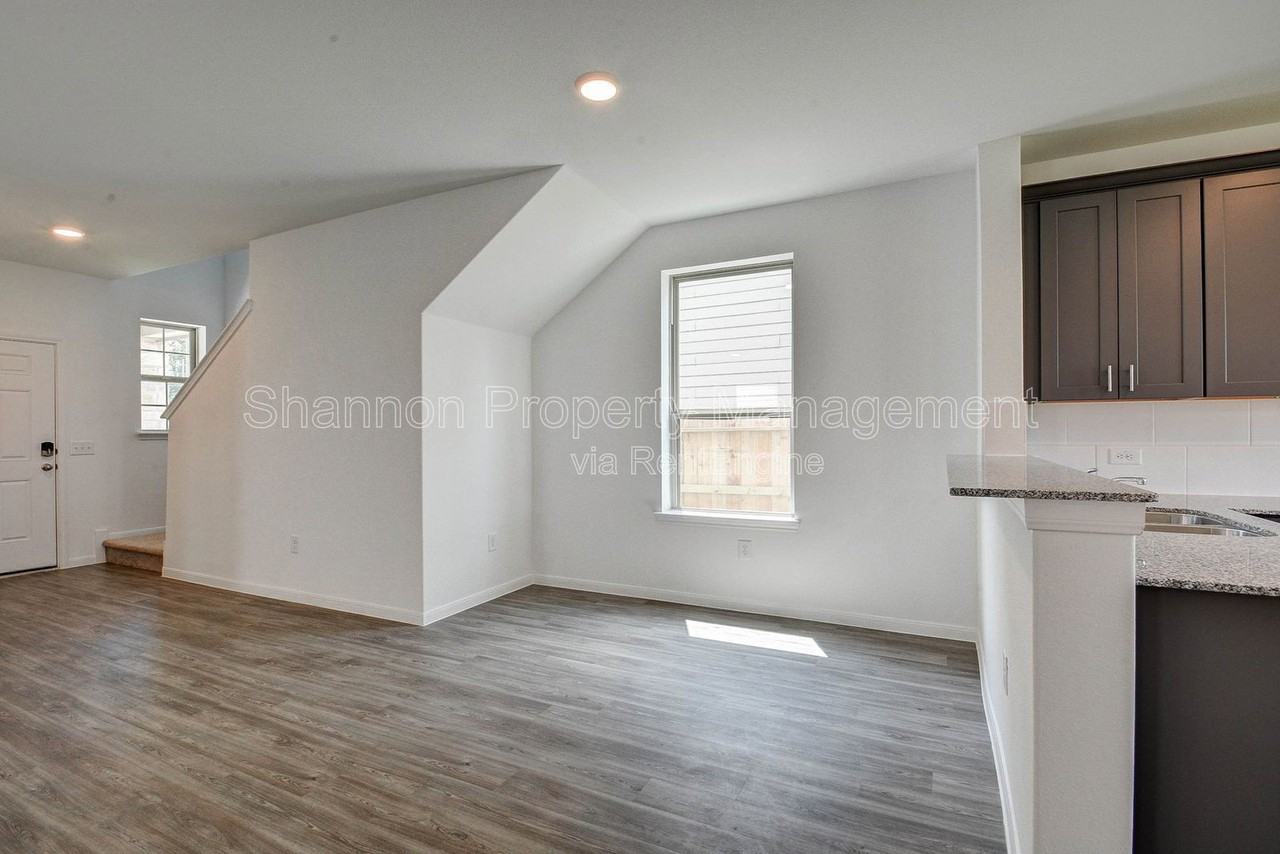 16642 Teak Mantle Rd - Photo 6 of 38