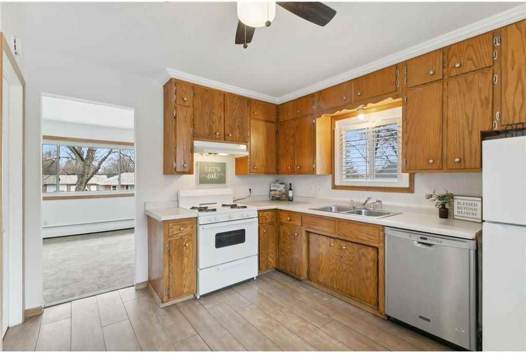 49 91st Ln Ne - Photo 5 of 22