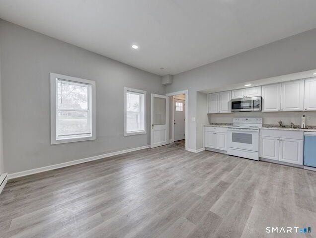41 E High St ##7 - Photo 6 of 15