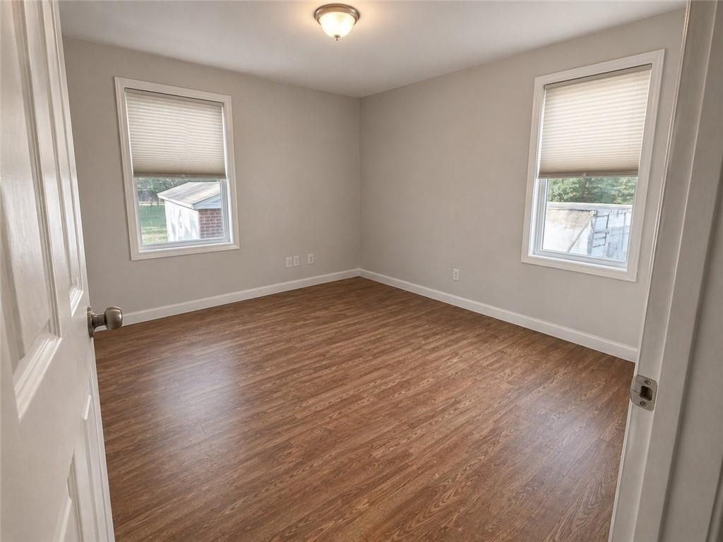 53 Harold St - Photo 6 of 13