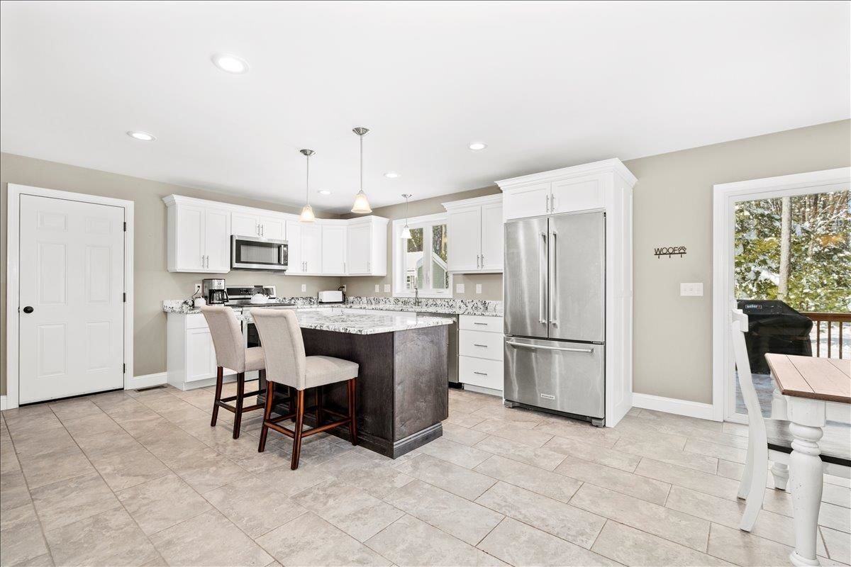 29 3rd St - Photo 4 of 20