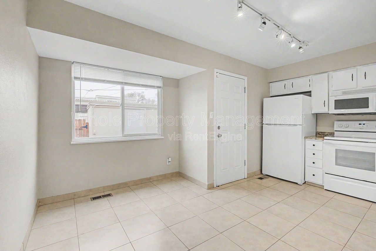 8705 Santa Fe Dr - Photo 5 of 19