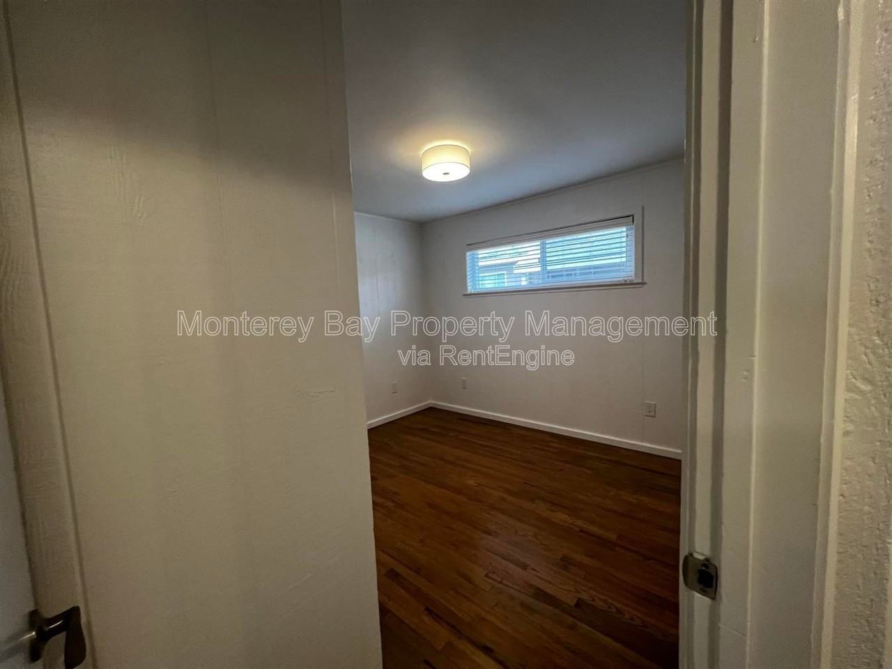 1250 5th St - Photo 5 of 8