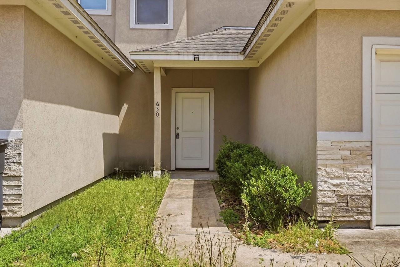 630 Magnolia Bnd - Photo 4 of 26
