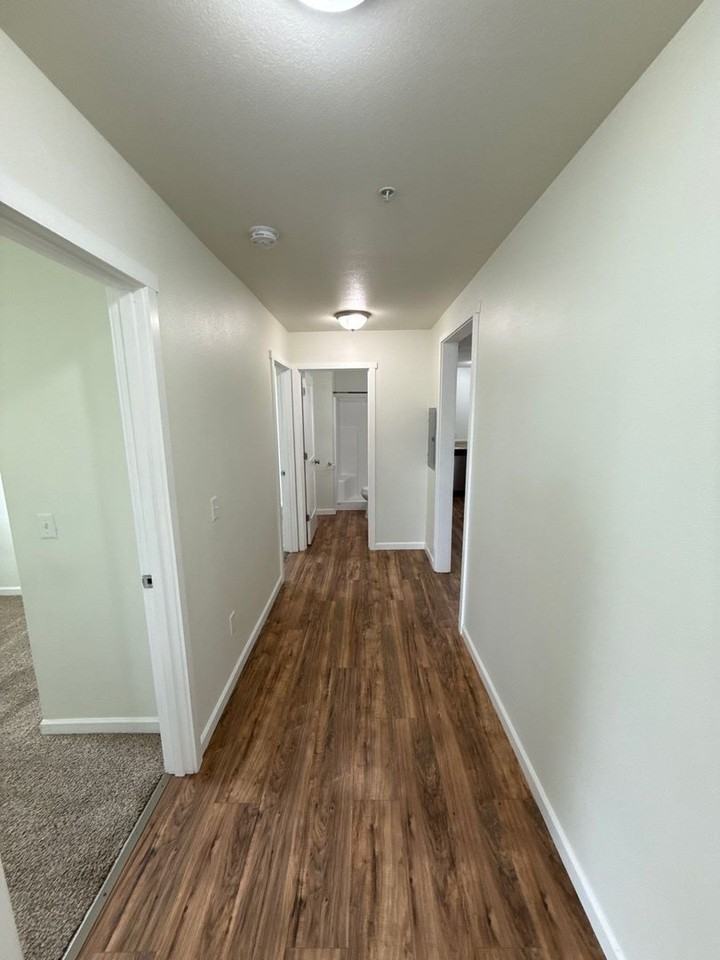 200 Railroad Ave #5 - Photo 6 of 20