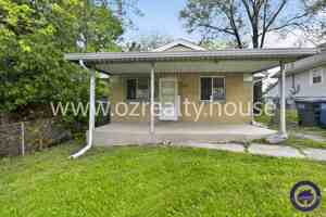 featured image of 732 Coyne Ave