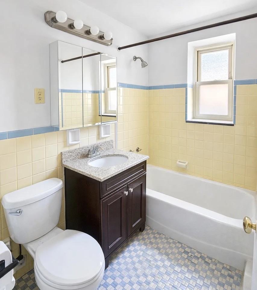 222 Melwood Ave #402 - Photo 3 of 6
