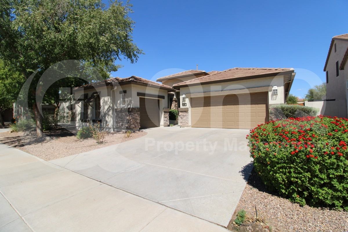 361 S Melba St - Photo 2 of 27
