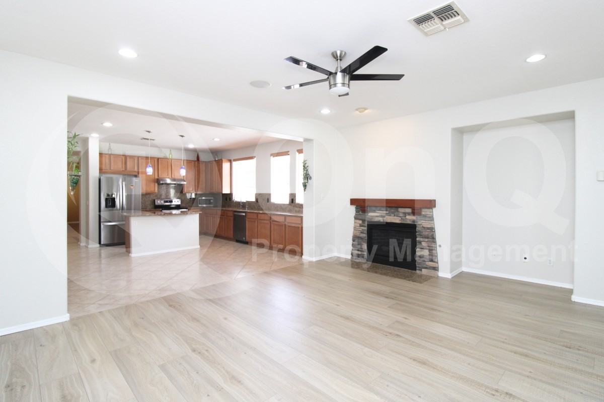 361 S Melba St - Photo 7 of 27