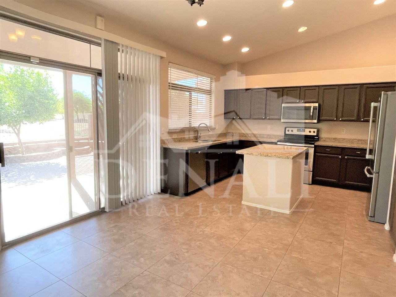 1121 S Western Skies Dr - Photo 7 of 26