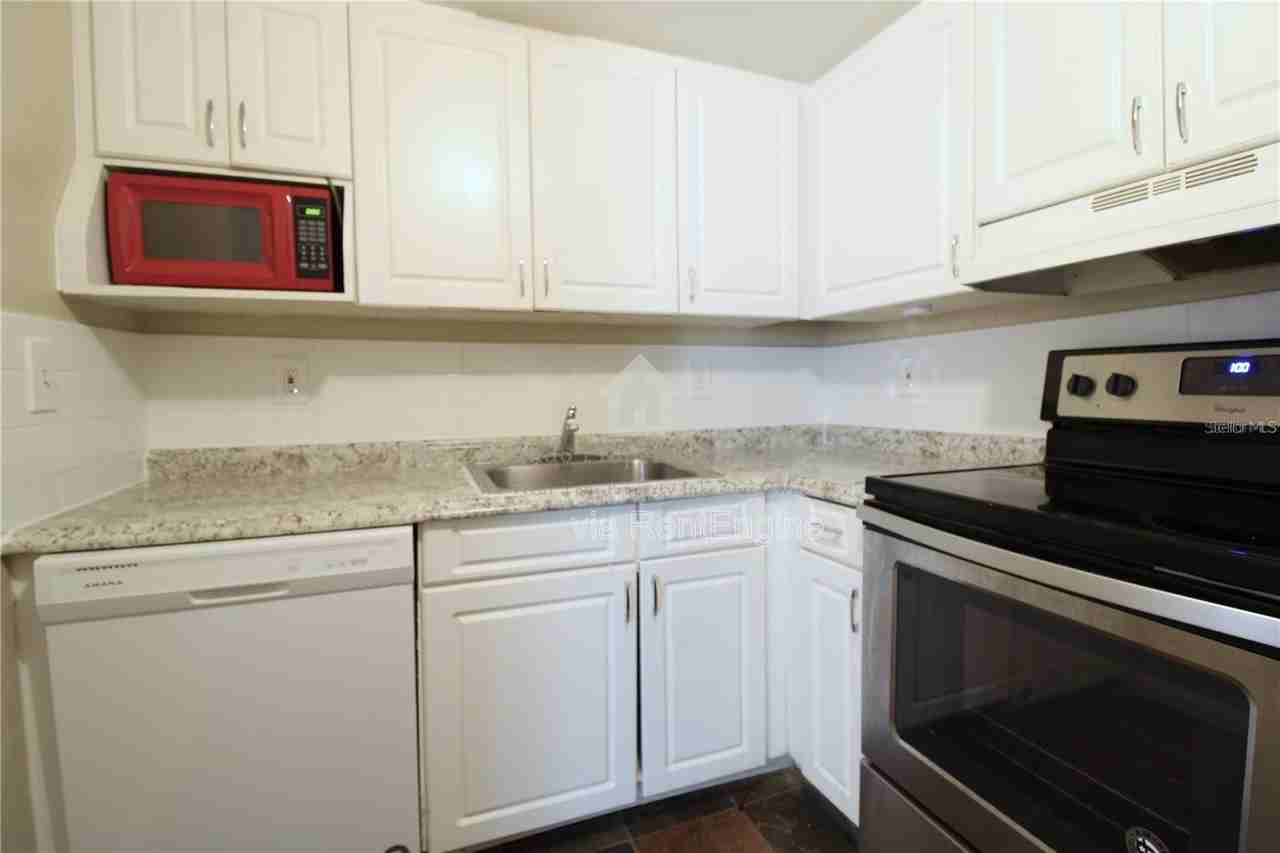 746 Mcdougall Ct - Photo 3 of 22