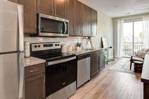 featured image of 820 E Long St