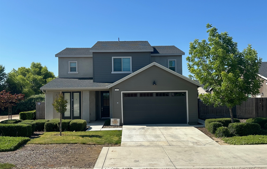 2494 Valdes Dr - Photo 4 of 35