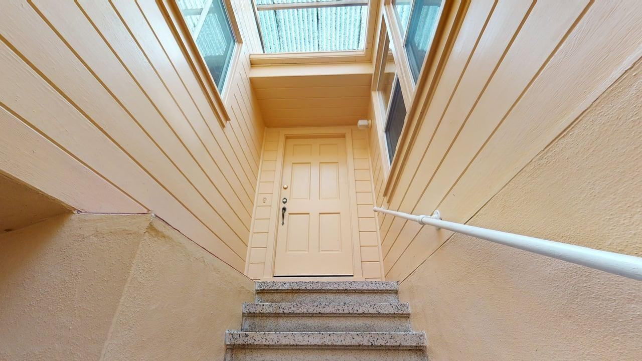 2059 20th Ave - Photo 2 of 37