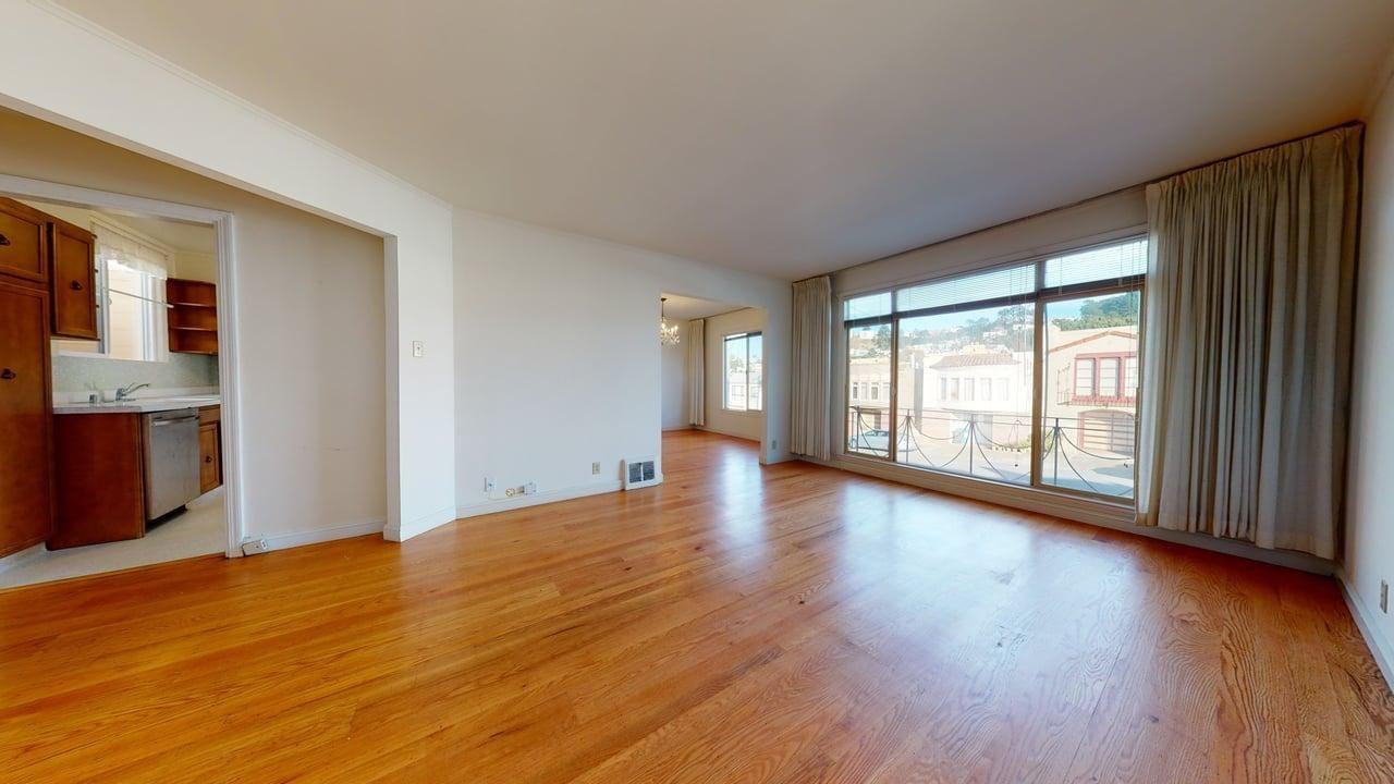 2059 20th Ave - Photo 4 of 37