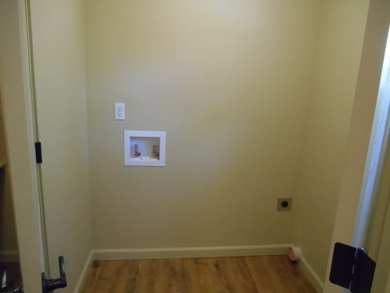 113 Zircon Dr - Photo 6 of 15