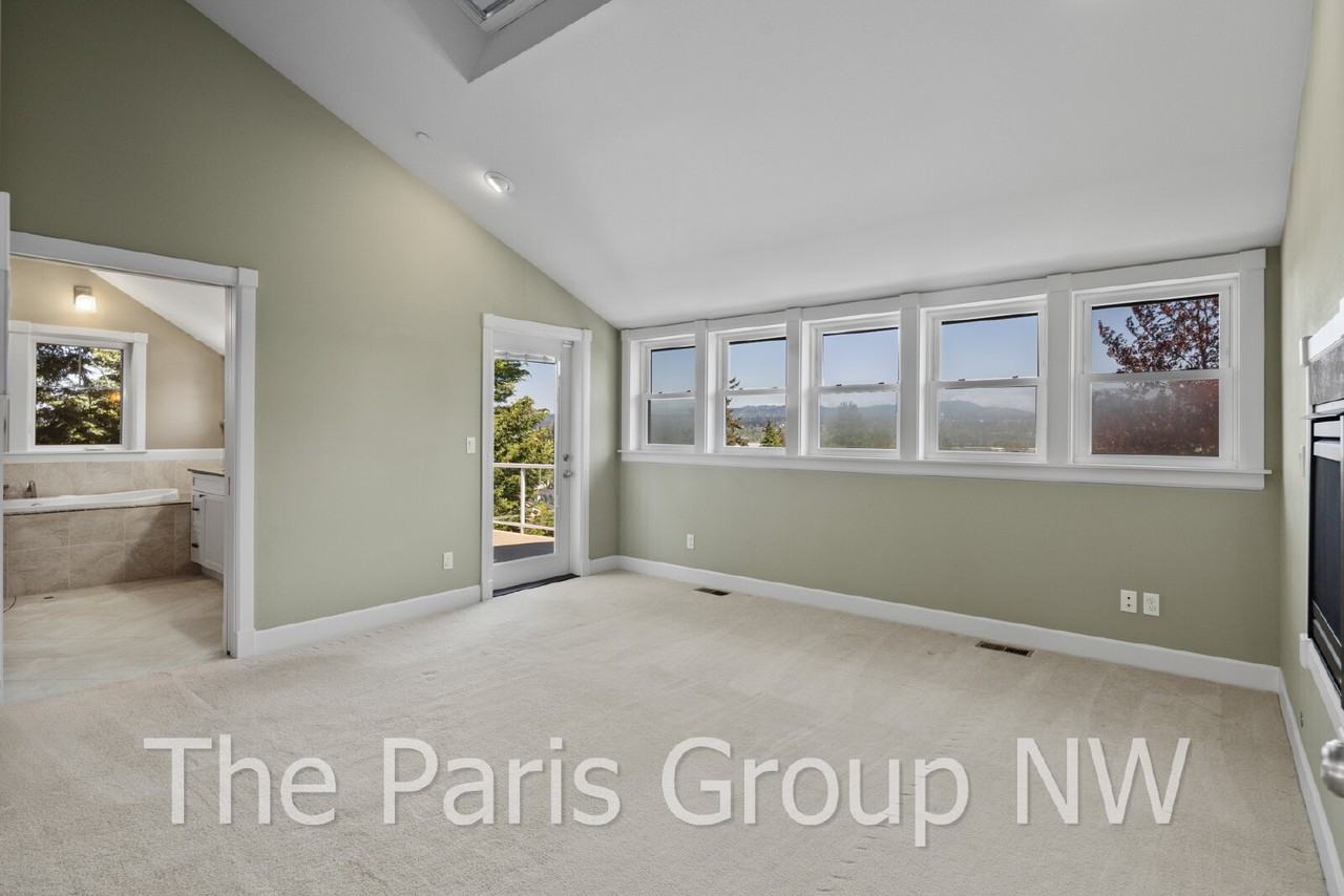 8510 S 124th St - Photo 5 of 50