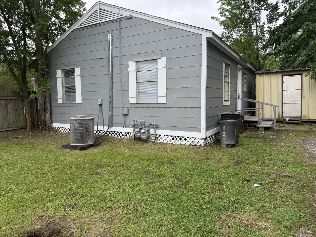 305 Valentour Rd #N - Photo 6 of 10