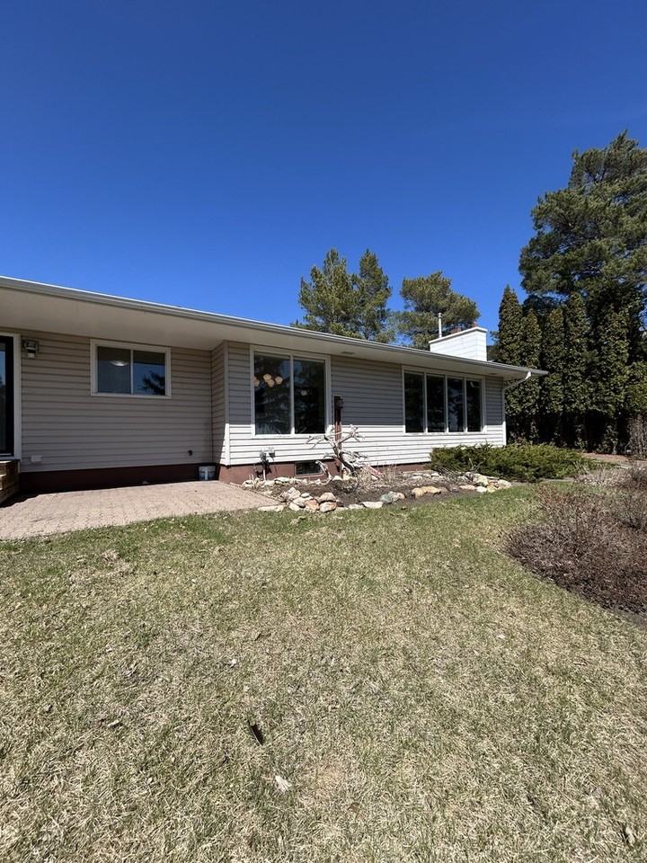 5 Qu'Appelle Crt - Photo 3 of 45