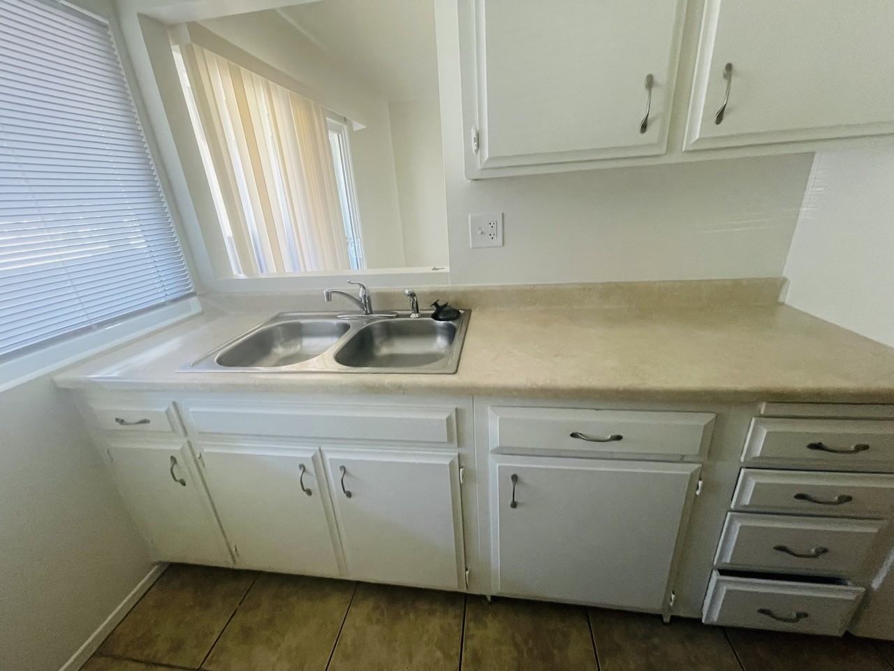 620 E Main St #A - Photo 7 of 7