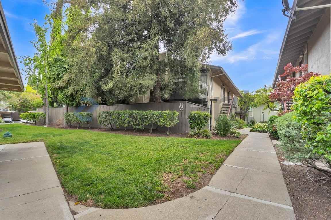 51 Massolo Dr #C - Photo 5 of 27