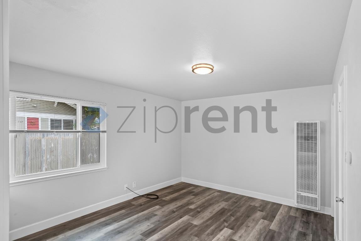 120 Asbury St - Photo 6 of 22