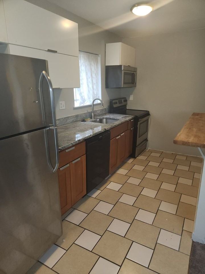 Wallingford South Apartments - Photo 6 of 13