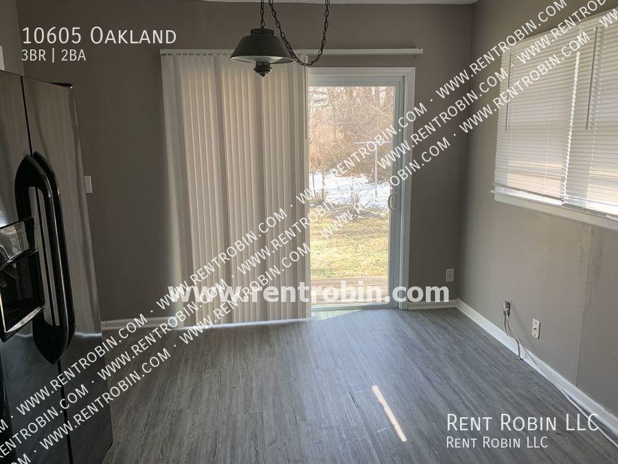 10605 Oakland Ave - Photo 2 of 19