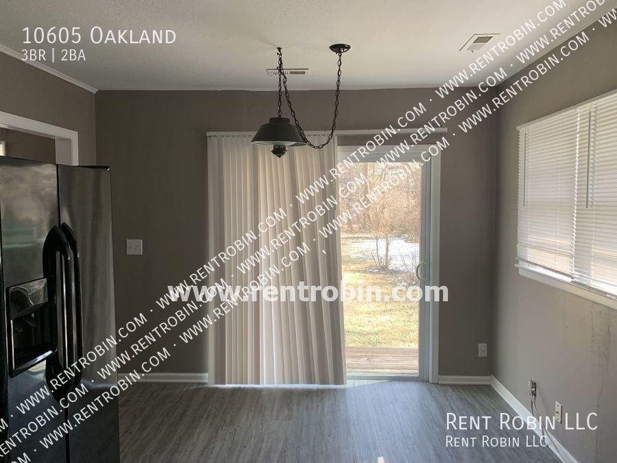 10605 Oakland Ave - Photo 7 of 19