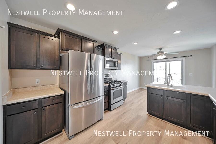 14546 S Edgemere Dr - Photo 3 of 29