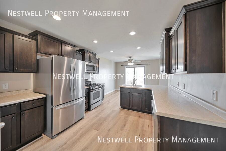 14546 S Edgemere Dr - Photo 4 of 29