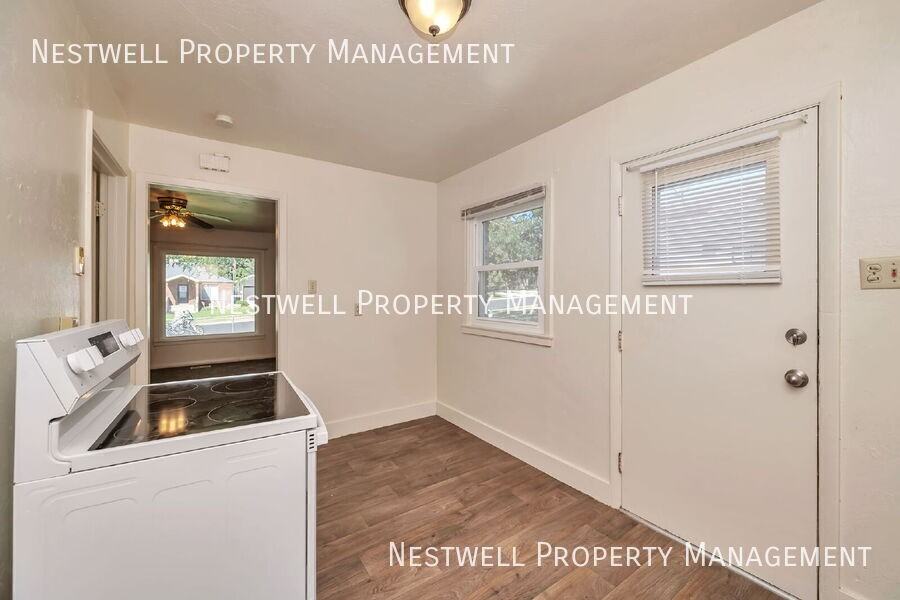 10230 S Copperton Cir - Photo 2 of 15