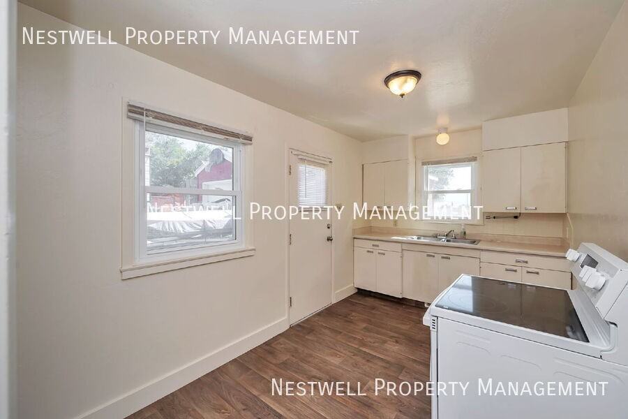 10230 S Copperton Cir - Photo 6 of 15