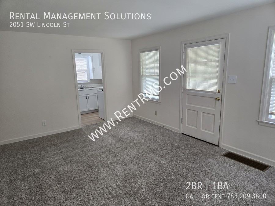 2051 Sw Lincoln St - Photo 4 of 13