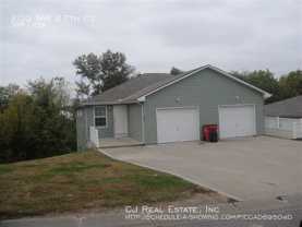 203 Nw 27th Street Ct - Photo 1 of 1