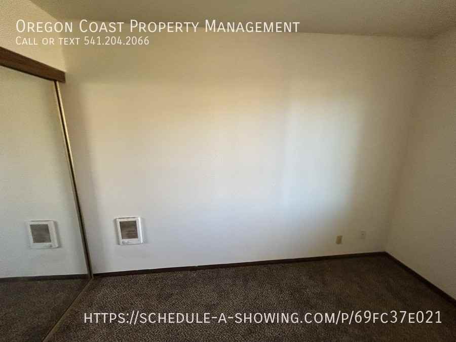 3940 Evergreen Ave Apt 3 #3 - Photo 7 of 9