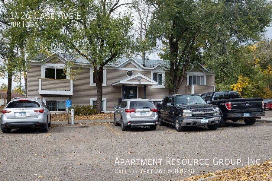 1426 Case Ave E #2 - Photo 2 of 10