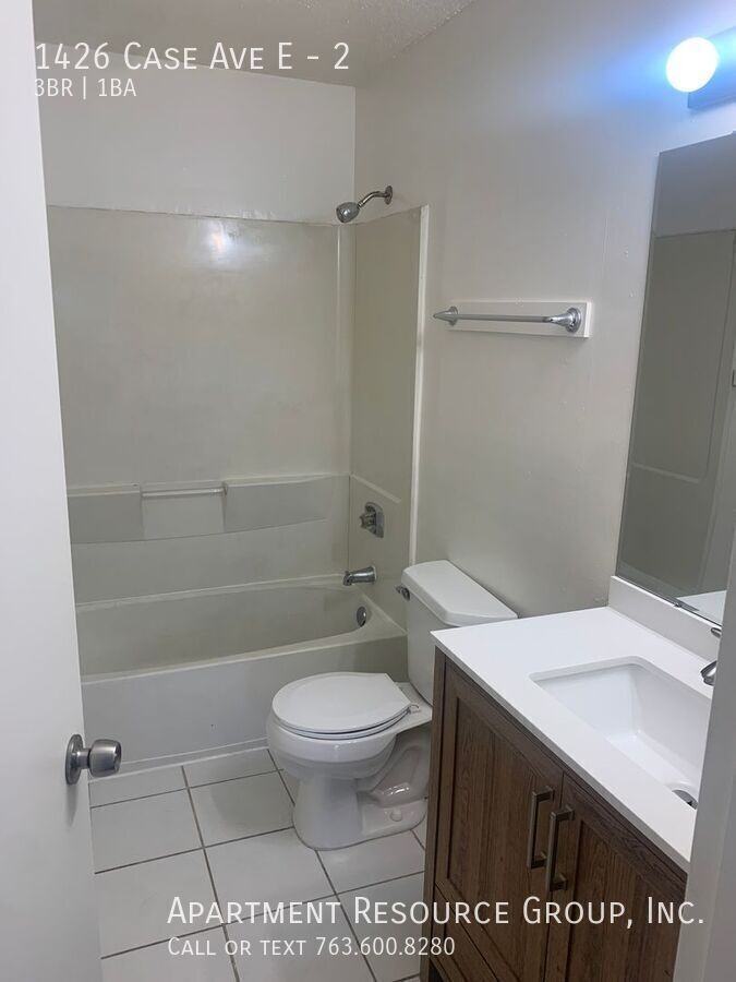 1426 Case Ave E #2 - Photo 6 of 10