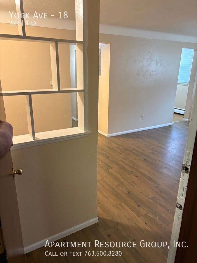 York Ave #18 - Photo 2 of 11